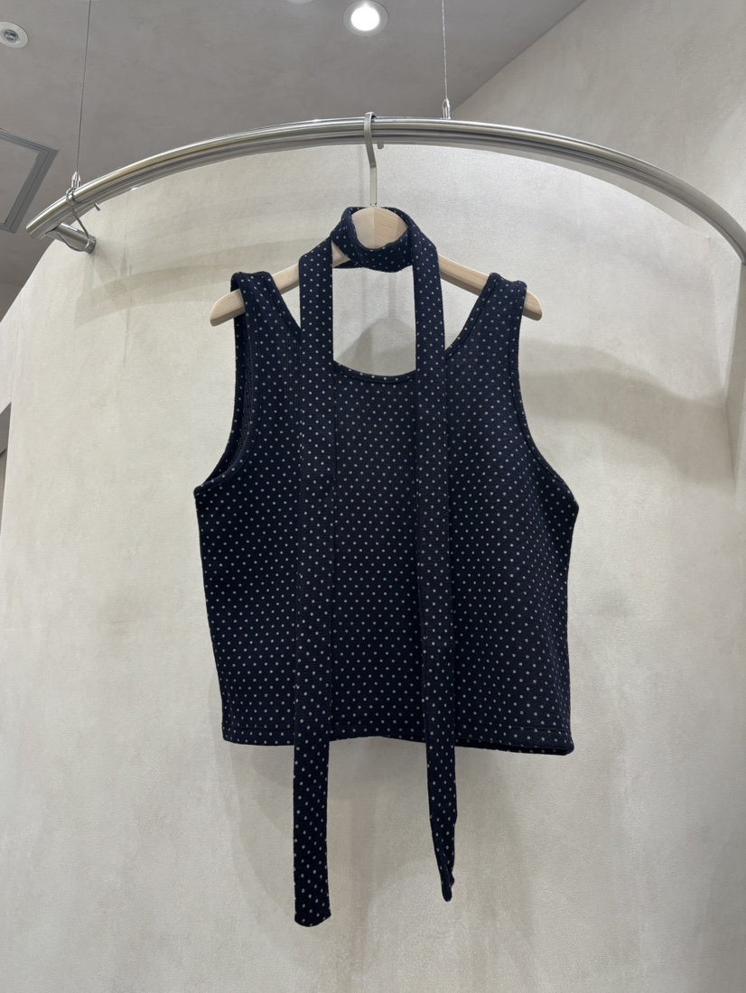 WHO IS SHE東大門㊣直郵女裝新品休閑吊帶背心不含內搭含脖帶套裝WHO IS SHE吊帶/背心圖色1