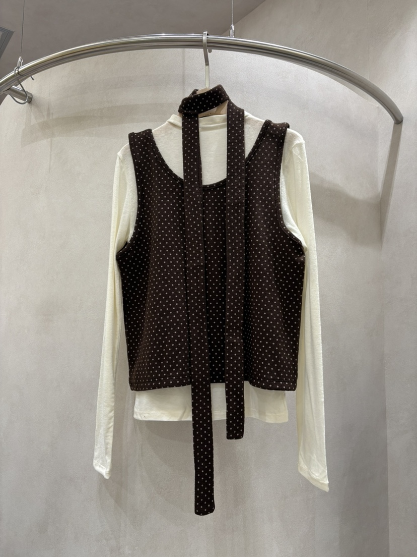 WHO IS SHE東大門㊣直郵女裝新品休閑吊帶背心不含內搭含脖帶套裝WHO IS SHE吊帶/背心圖色2