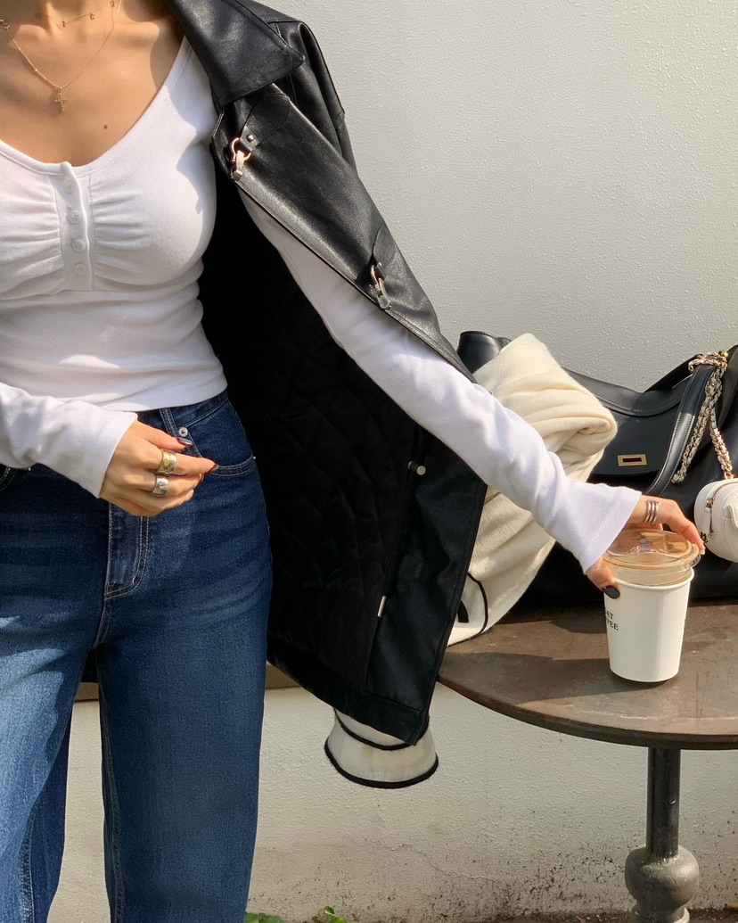 REVE CITE-L東大門㊣代購女士新品25秋冬長袖T恤褶皺紐扣REVE CITE長袖T恤