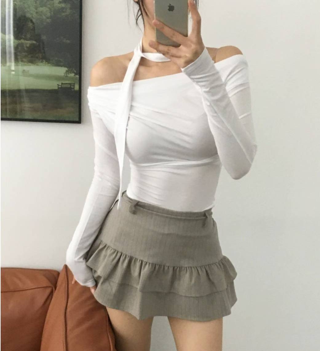 LAURENT東大門㊣代購女裝新品推薦時尚25秋冬長袖T恤含脖帶LAURENT長袖T恤圖色1