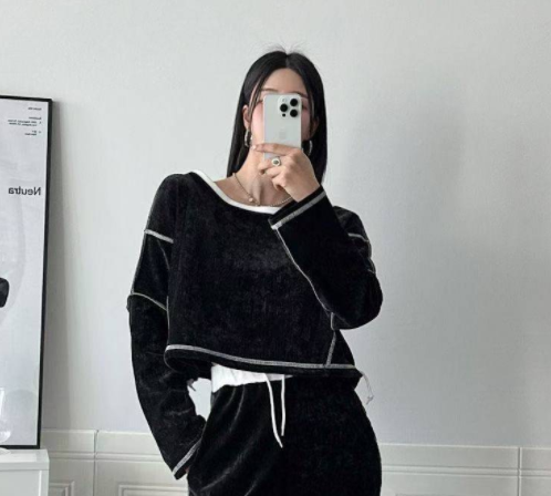 LAURENT東大門㊣直郵女士新品時尚推薦熱賣休閑25秋冬長袖T恤LAURENT長袖T恤圖色3