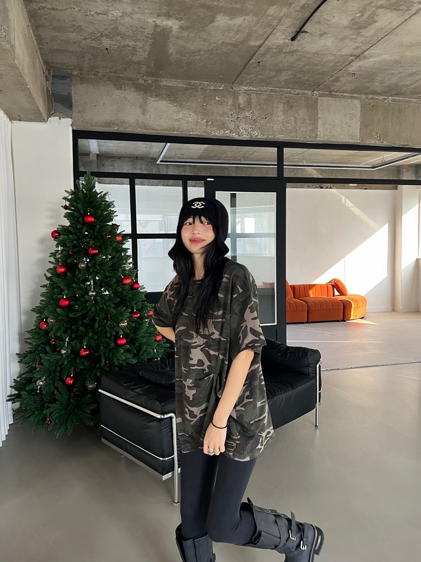 SOLAR韓國代購㊣女士新品時尚職業休閑人氣熱賣推薦T恤迷彩SOLART恤