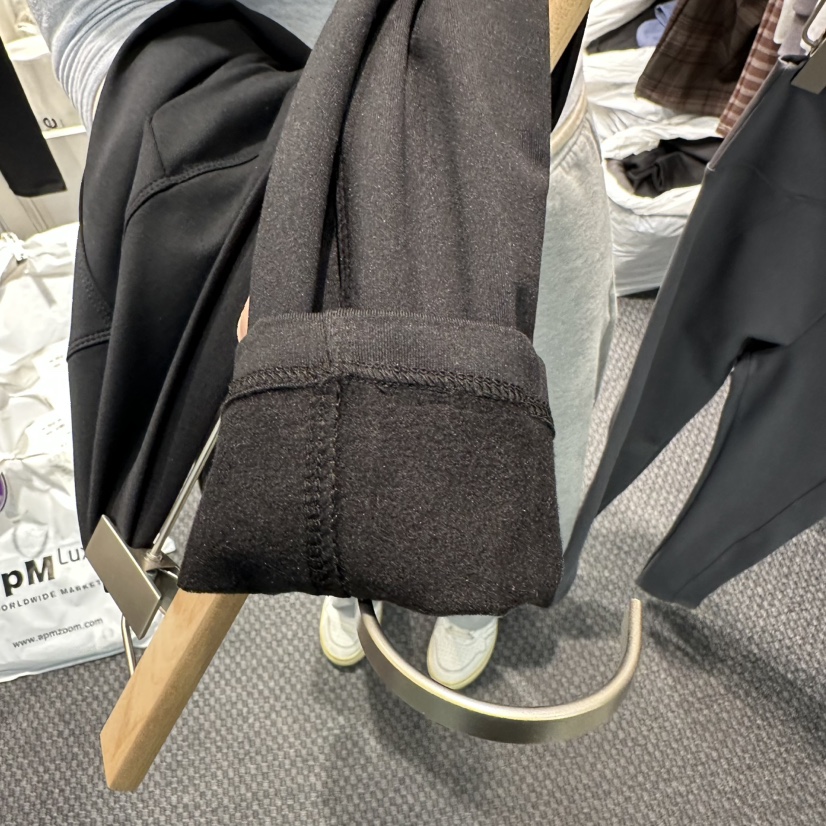 THE LOT東大門㊣代購女士新款休閑打底褲鯊魚褲加絨羊毛開衩THE LOT/	LOT打底褲/鯊魚褲