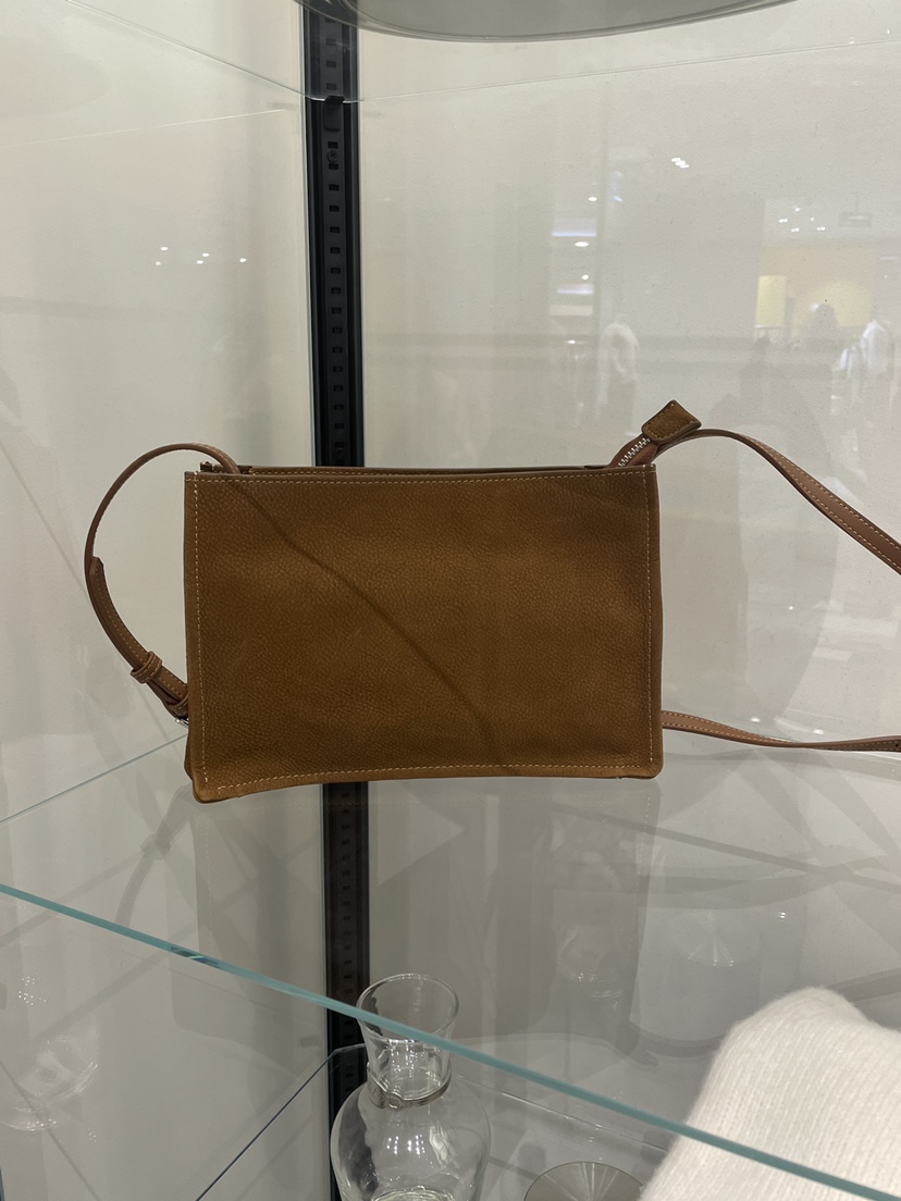 MUCH MORE東大門㊣實拍女裝新款25秋冬人氣職業單肩斜跨包MUCH MORE單肩/斜跨包圖色1