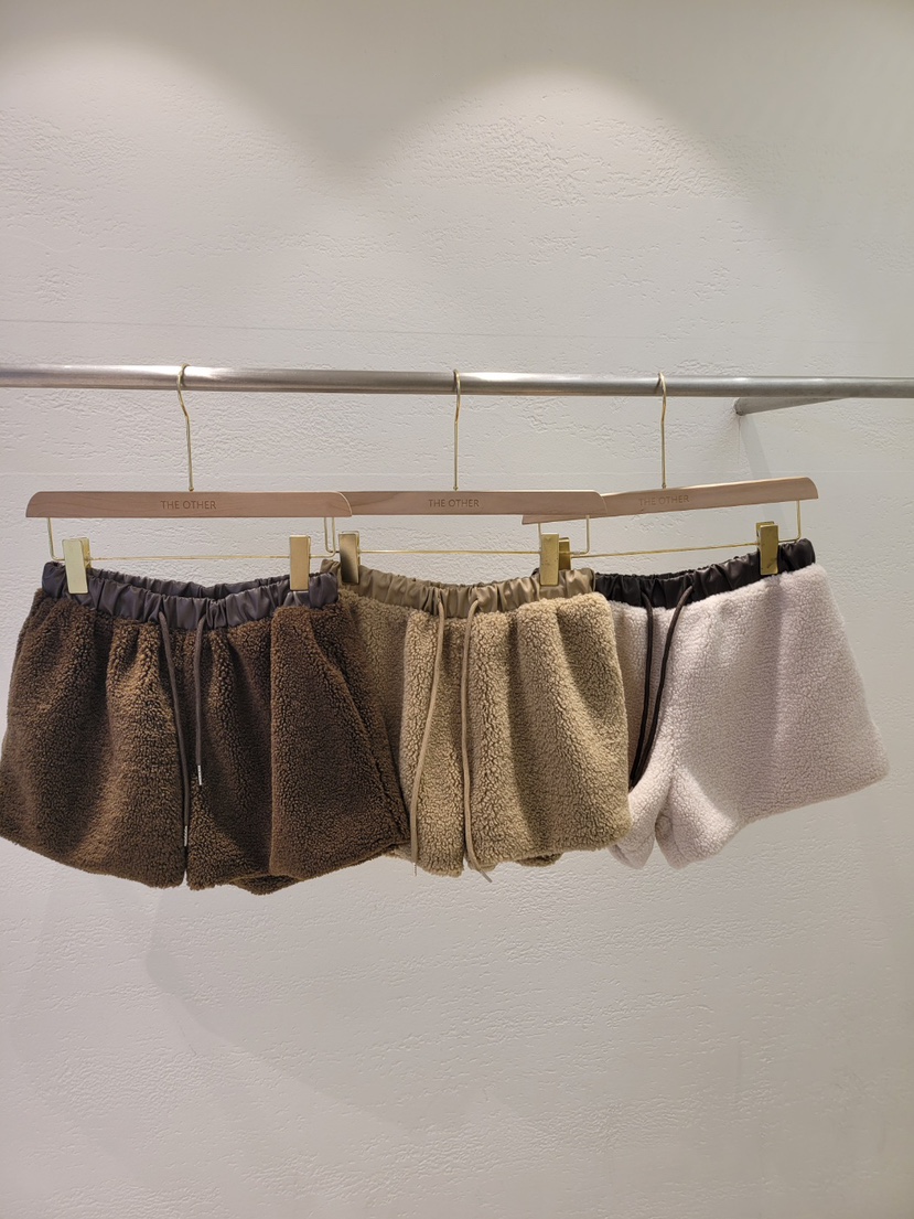 THE OTHER東大門㊣代購女士新品時尚休閑熱賣25秋冬短褲皮革THE OTHER短褲