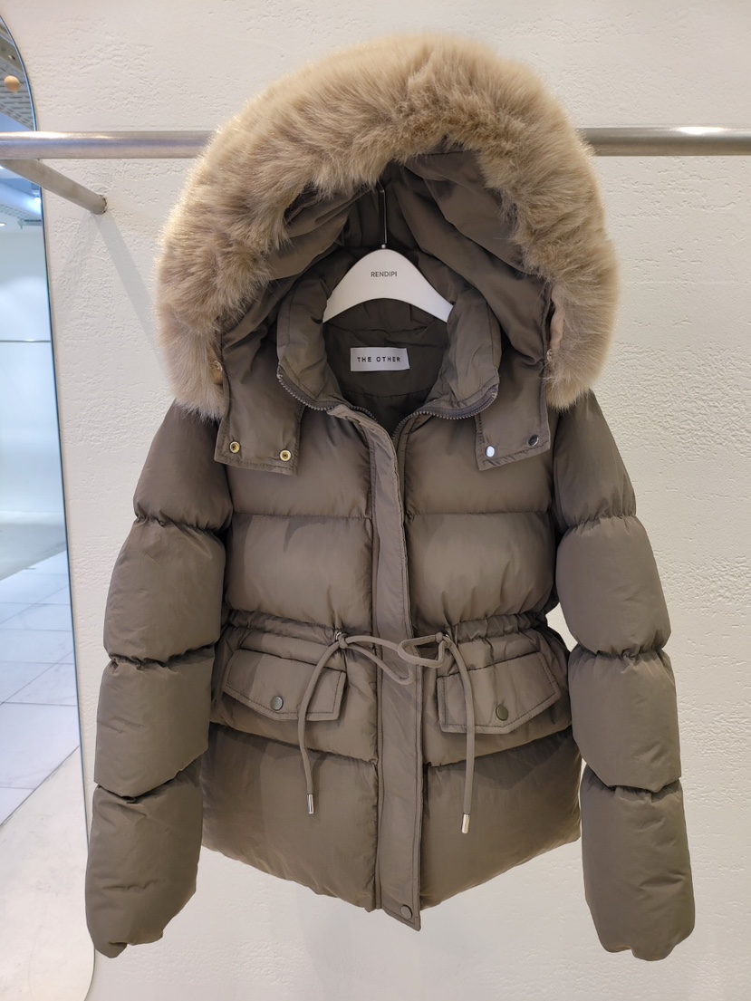 THE OTHER東大門㊣直郵女裝新款25秋冬短款羽絨服毛絨連帽THE OTHER短款羽絨服圖色3