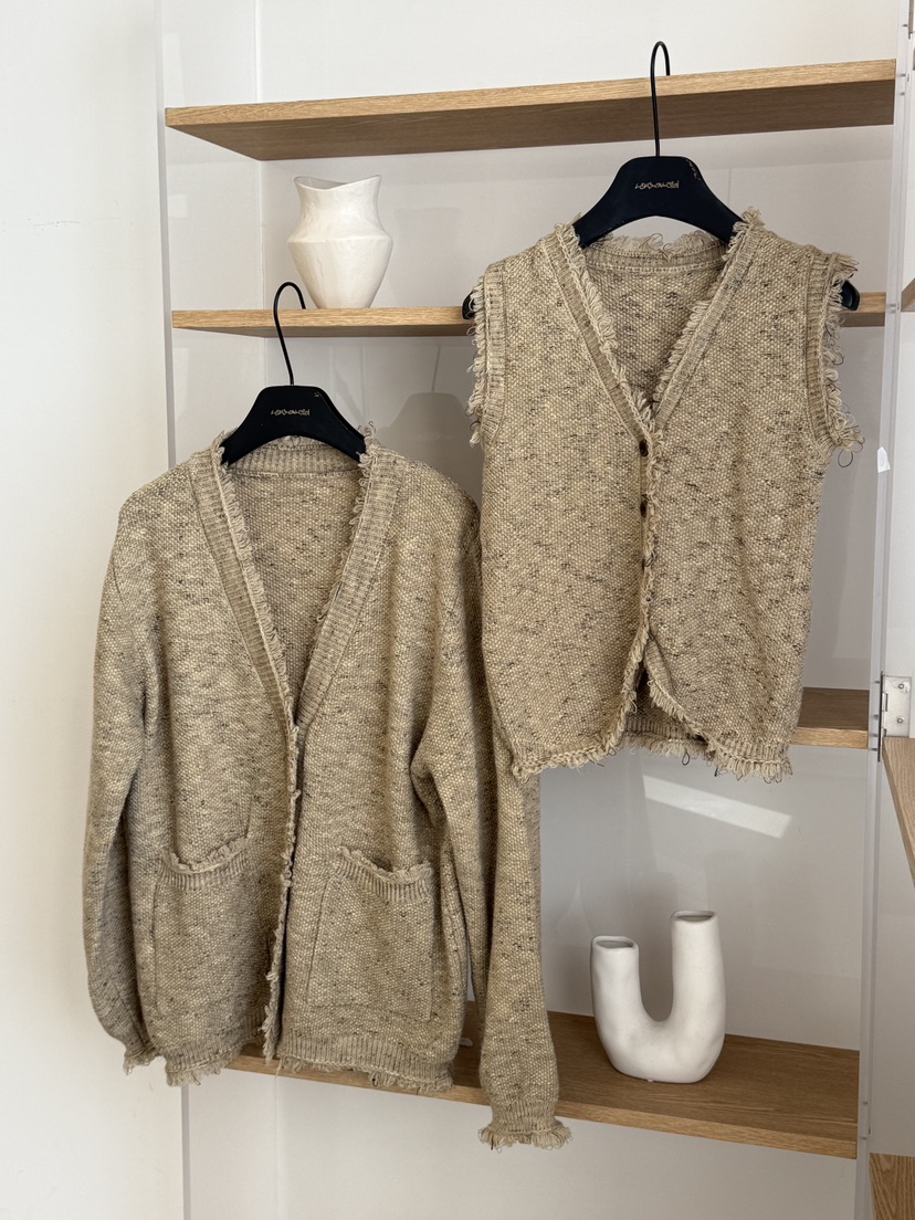 LARCENCICL韓國代購㊣女裝新款職業推薦時尚人氣休閑套裝套裝LARCENCICL套裝圖色1