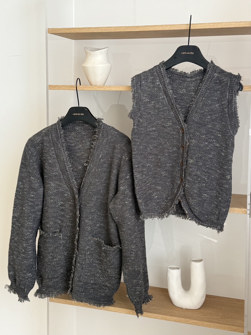 LARCENCICL韓國代購㊣女裝新款職業推薦時尚人氣休閑套裝套裝LARCENCICL套裝圖色2