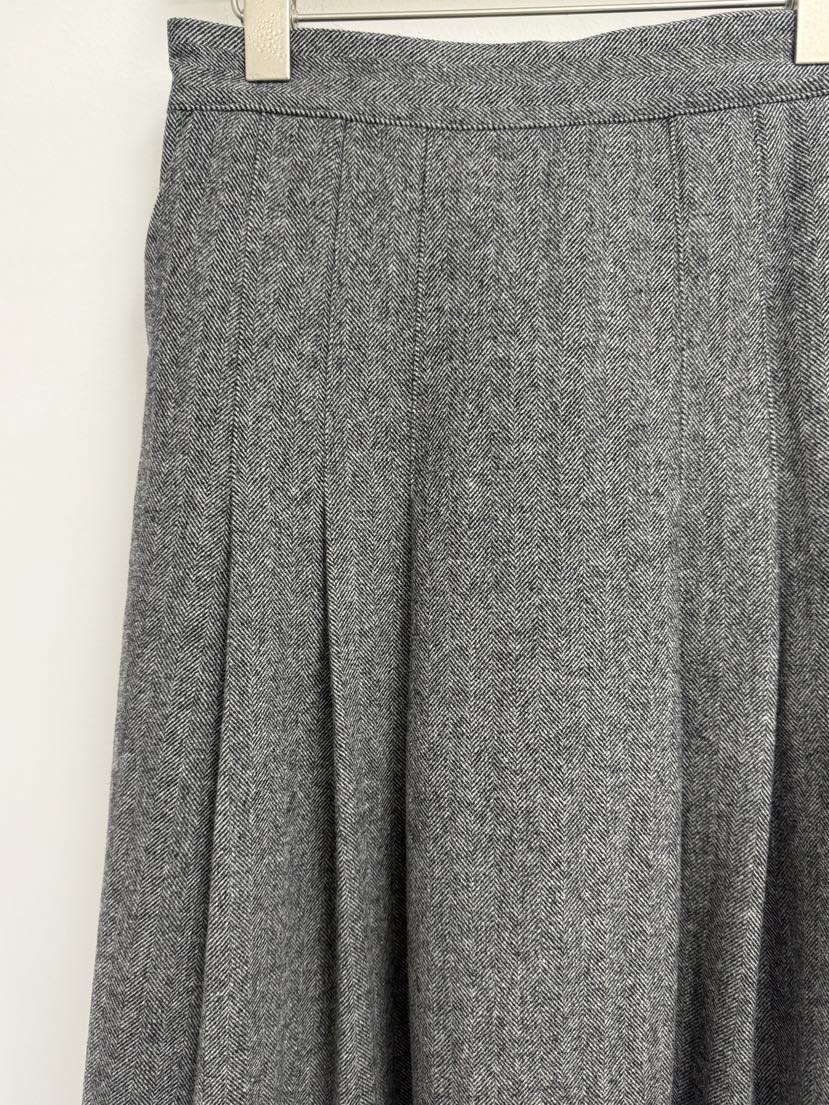 YIKHO STYLE韓國代購㊣女士新品真品熱賣推薦時尚長裙人字紋YIKHO STYLE長裙