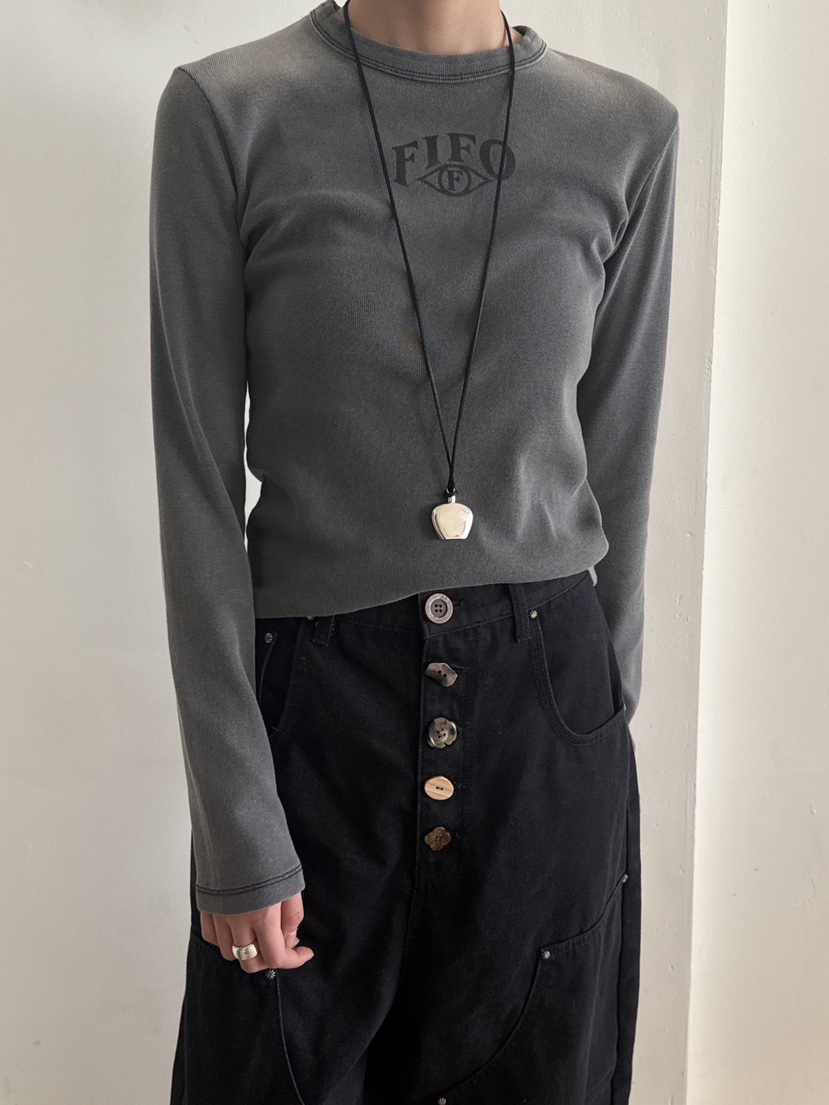 FIFO東大門㊣實拍女士新品時尚真品25秋冬推薦長袖T恤不含項鏈FIFO長袖T恤