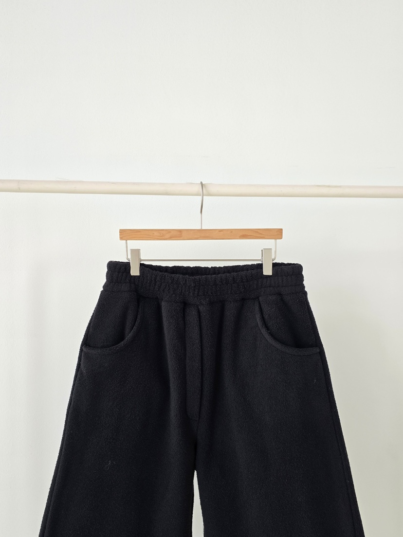 J SHOP韓國直郵㊣女士新款25秋冬休閑推薦熱賣時尚短褲羊毛J_SHOP短褲