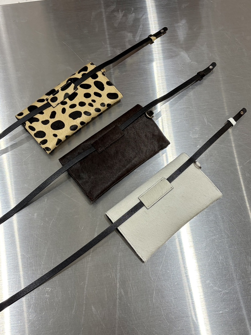 J SHOP東大門㊣代購女裝新款時尚職業25秋冬熱賣真品人氣腰包J_SHOP腰包