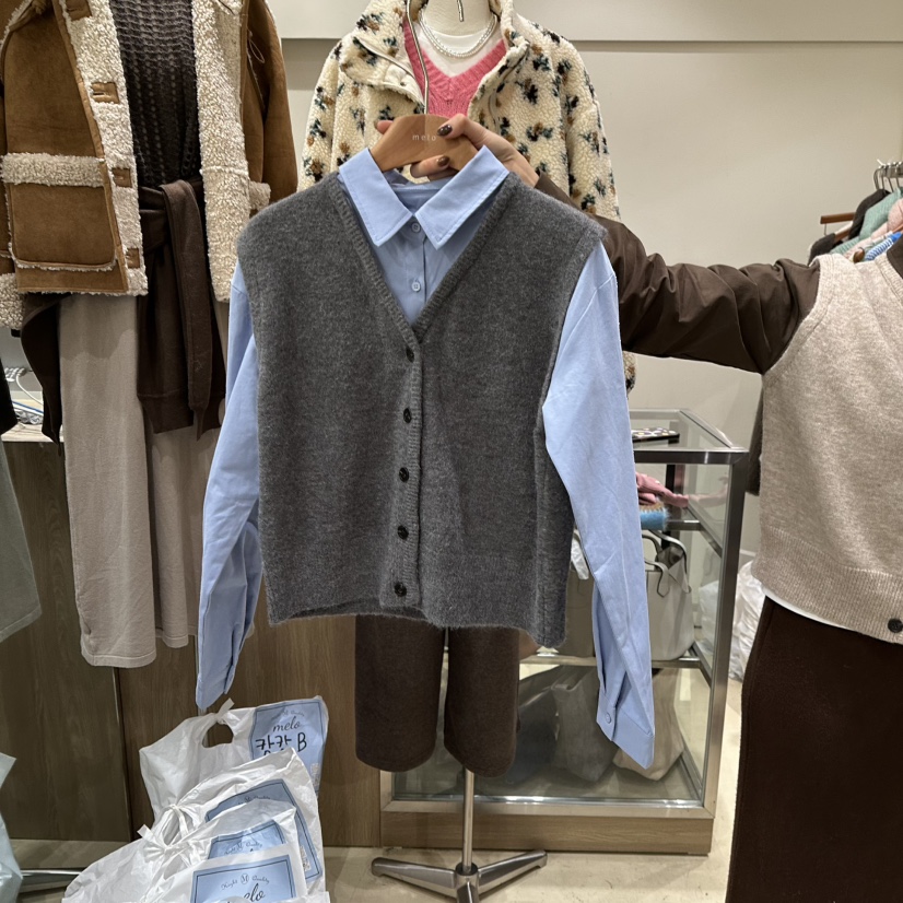 MELO東大門㊣代購女裝新款休閑時尚人氣熱賣襯衫蕾絲衫假兩件MELO襯衫/蕾絲衫圖色2