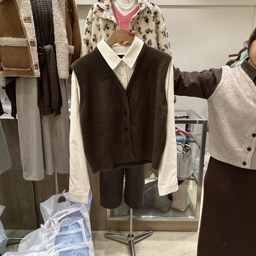 MELO東大門㊣代購女裝新款休閑時尚人氣熱賣襯衫蕾絲衫假兩件MELO襯衫/蕾絲衫圖色3