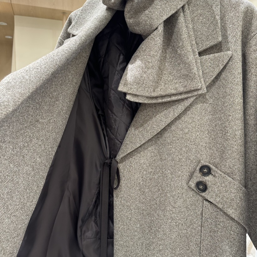 VINTAGE VIBE東大門㊣實拍女士新款25秋冬中長款大衣人字紋含腰帶VINTAGE VIBE中長款大衣