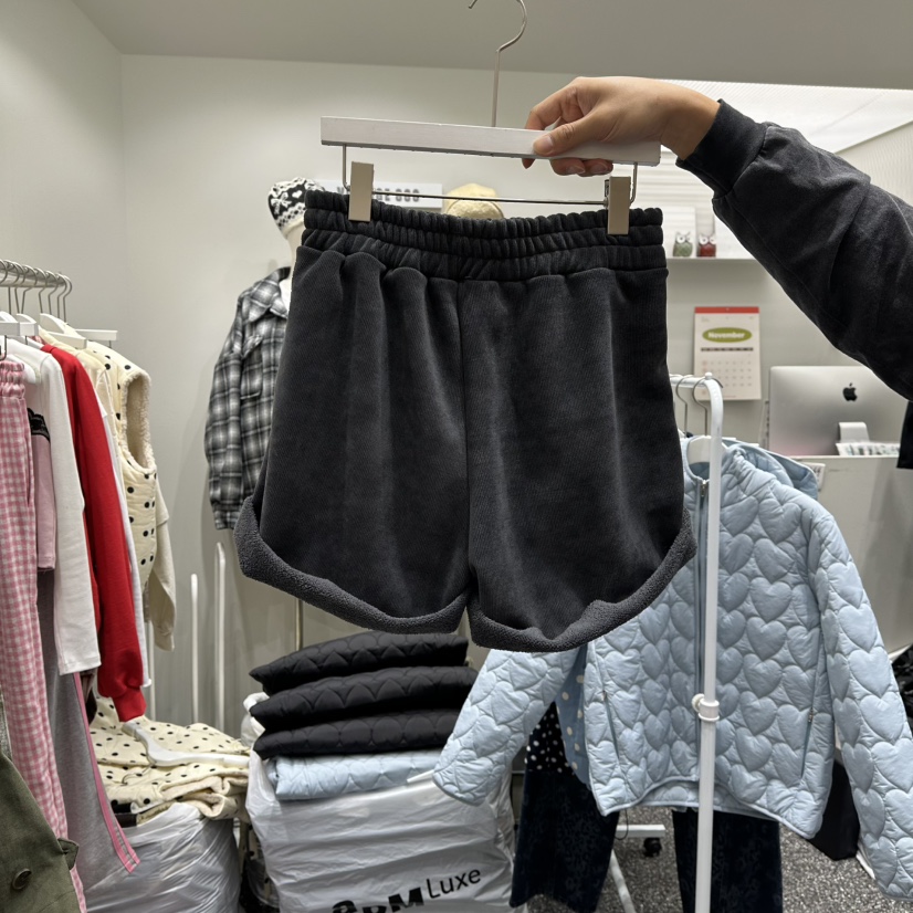 VINTAGE 888韓國代購㊣女士新款人氣推薦時尚熱賣短褲柔軟VINTAGE888/TRIPLE EIGHT短褲圖色2