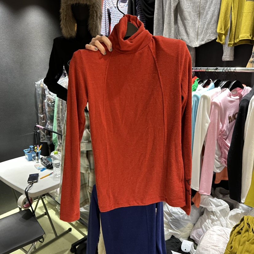 CHAVI韓國直郵㊣女裝新款休閑25秋冬時尚熱賣推薦真品長袖T恤CHAVI長袖T恤圖色2