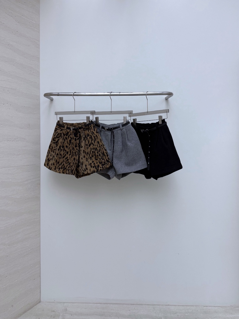 AB東大門㊣直郵女士新款25秋冬熱賣時尚短褲含腰帶羊毛套裝AB短褲