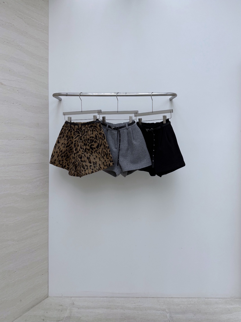 AB東大門㊣直郵女士新款25秋冬熱賣時尚短褲含腰帶羊毛套裝AB短褲