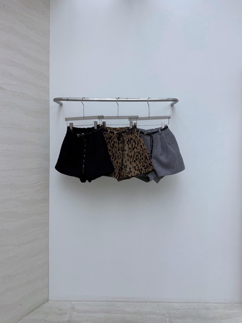 AB東大門㊣直郵女士新款25秋冬熱賣時尚短褲含腰帶羊毛套裝AB短褲