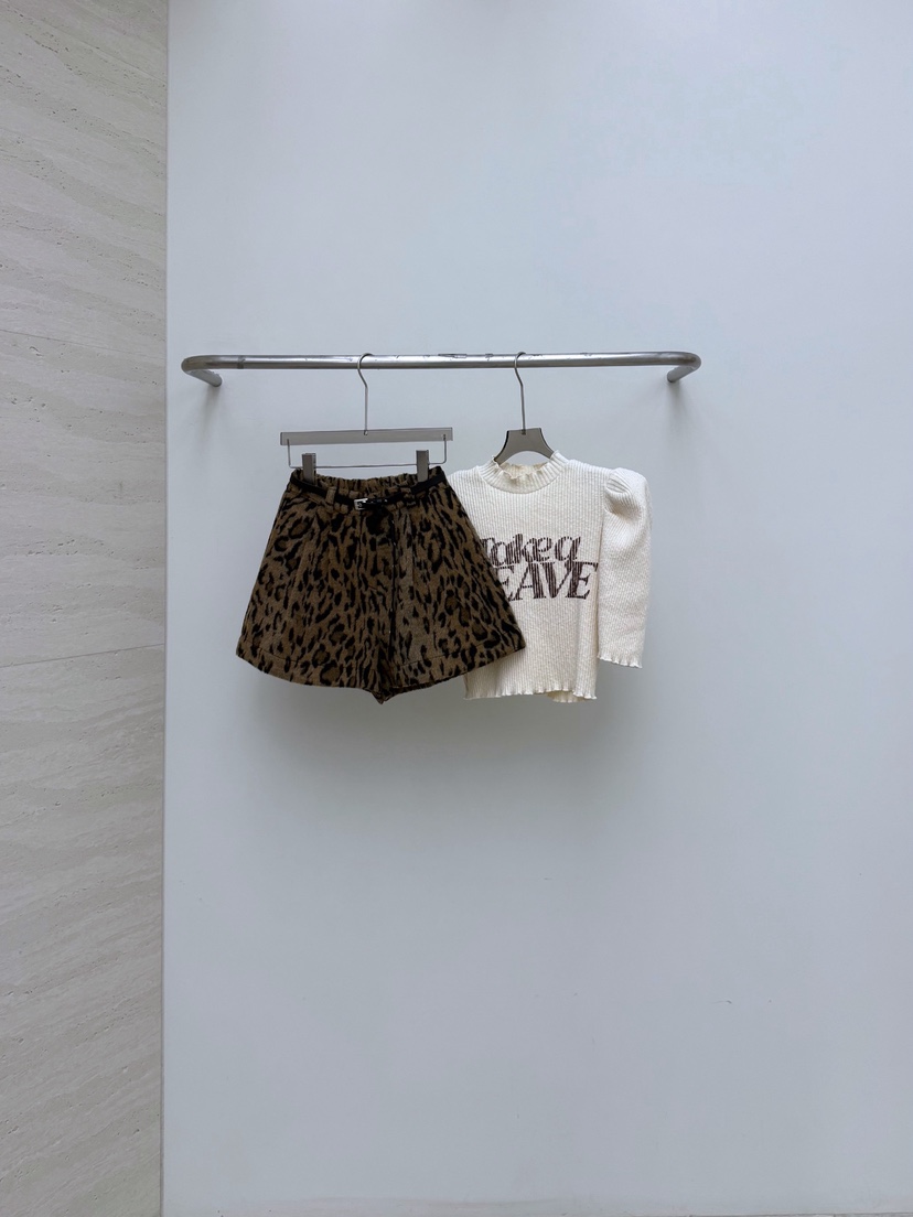 AB東大門㊣直郵女士新款25秋冬熱賣時尚短褲含腰帶羊毛套裝AB短褲