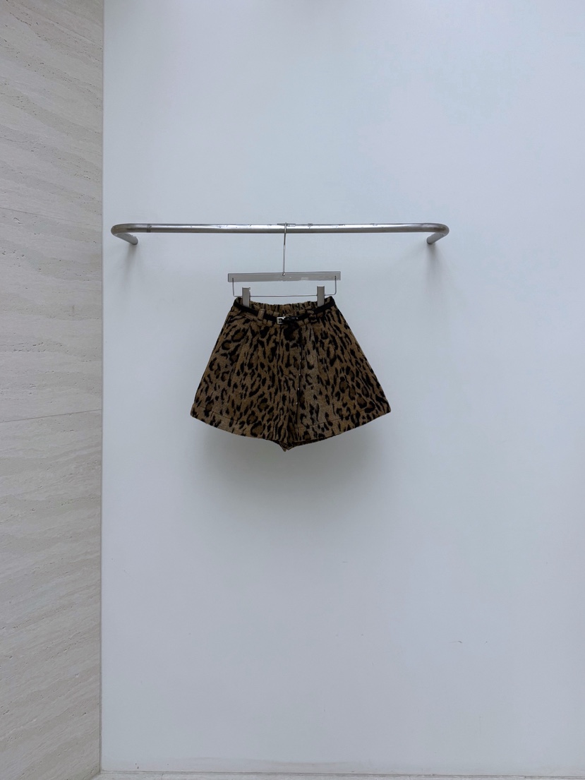 AB東大門㊣直郵女士新款25秋冬熱賣時尚短褲含腰帶羊毛套裝AB短褲圖色1