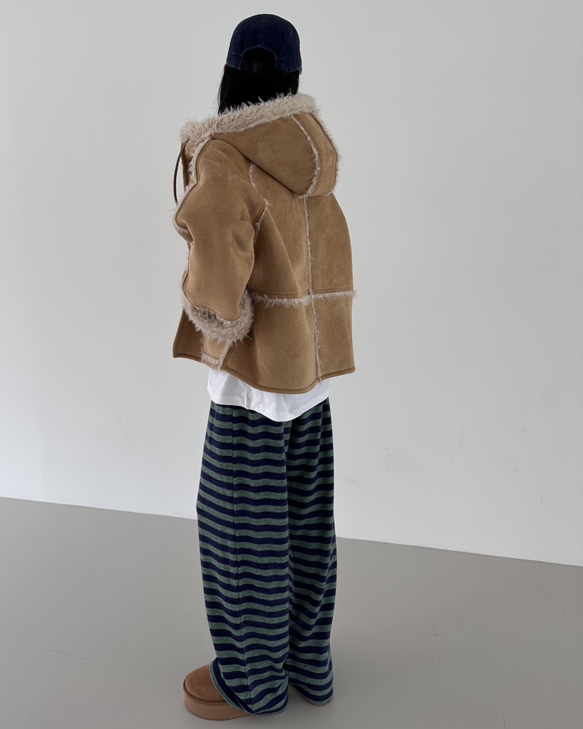 HOWDY東大門㊣實拍女裝新品時尚人氣25秋冬真品推薦短款大衣howdy短款大衣