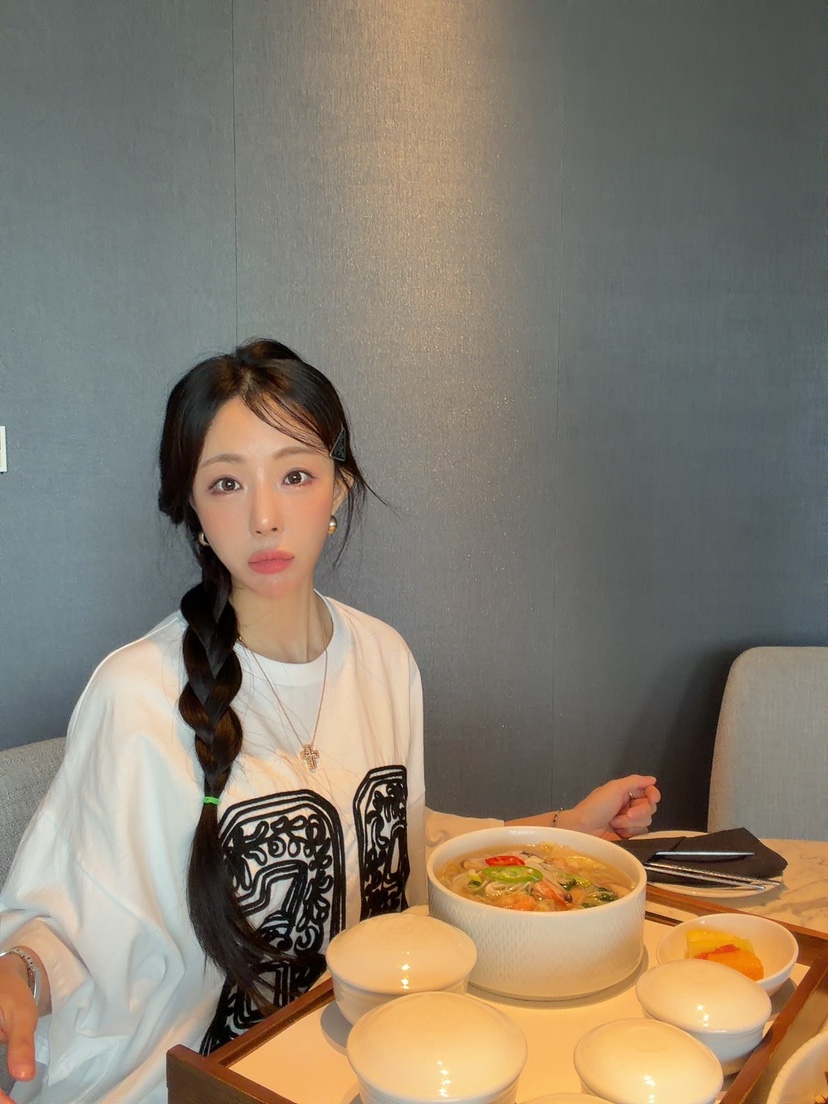 PALETTE-Q東大門㊣直郵女裝新款職業25秋冬休閑推薦熱賣T恤PALETTET恤