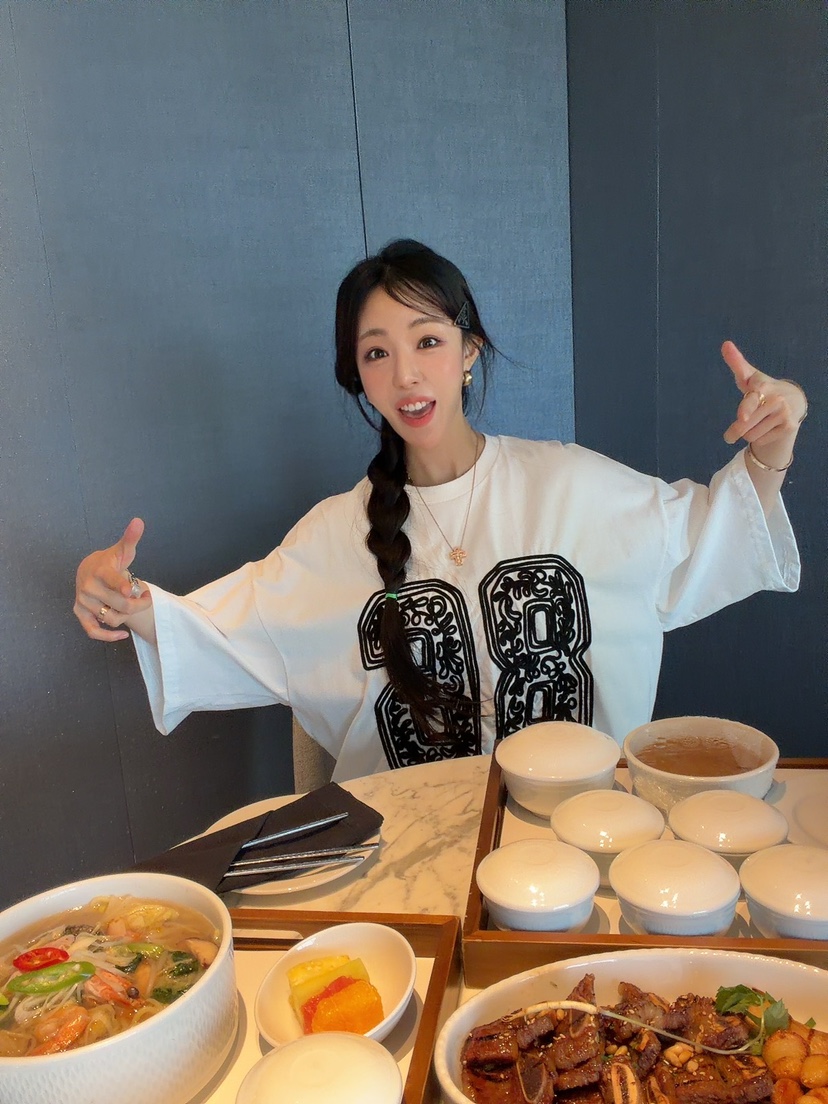 PALETTE-Q東大門㊣直郵女裝新款職業25秋冬休閑推薦熱賣T恤PALETTET恤