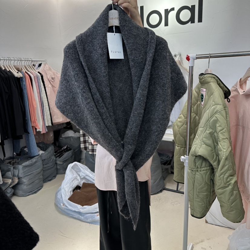 FLORAL東大門㊣代購女士新款人氣25秋冬休閑職業圍巾披肩披肩FLORAL圍巾/披肩圖色3灰色