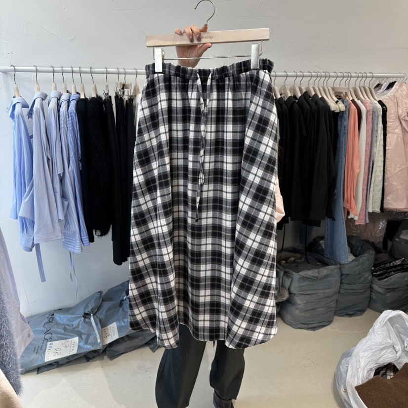 FLORAL東大門㊣實拍女裝新品休閑職業25秋冬時尚半身裙中短裙FLORAL半身裙/中短裙圖色2