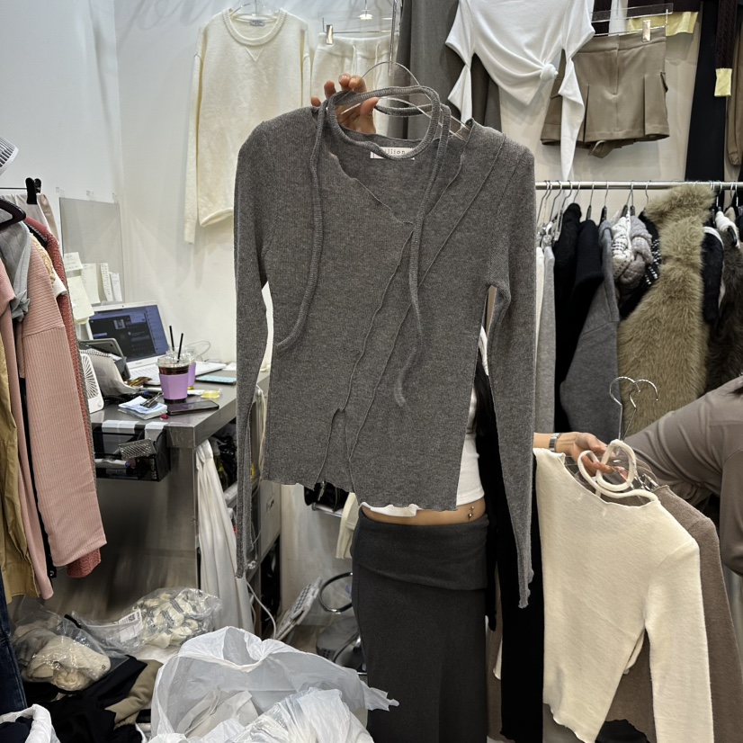 BILLION-L東大門㊣直郵女士新款休閑熱賣推薦時尚職業長袖T恤BILLION-L長袖T恤圖色2