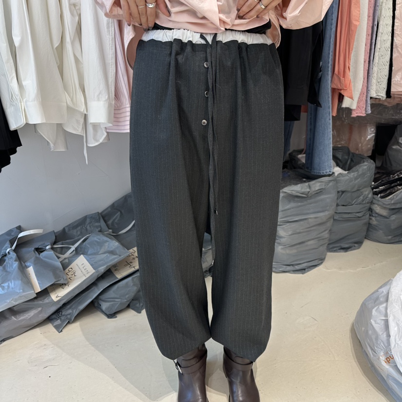 FLORAL東大門㊣代購女裝新品時尚推薦職業休閑25秋冬休閑褲FLORAL休閑褲圖色1墨色