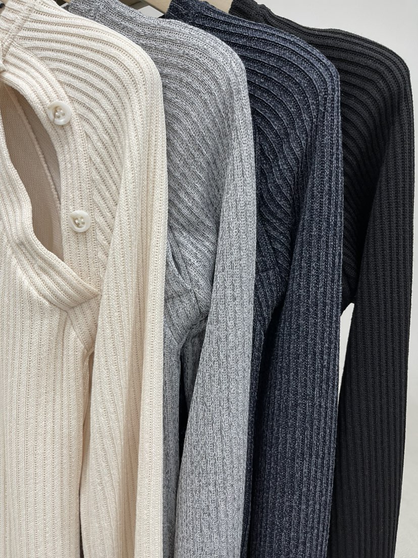 REIZ東大門㊣代購女士新品25秋冬熱賣時尚人氣推薦職業長袖T恤REIZ長袖T恤