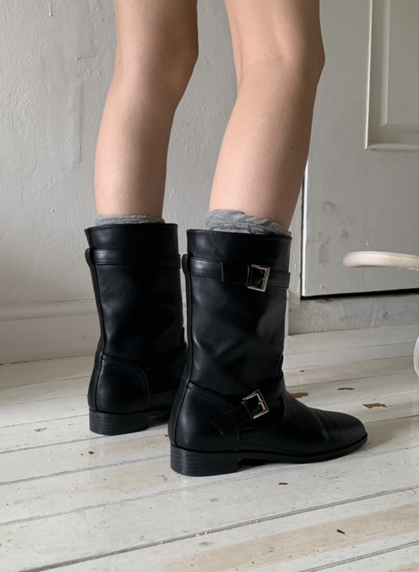 OPPA東大門㊣代購女裝新品時尚人氣職業熱賣推薦25秋冬靴子OPPA靴子