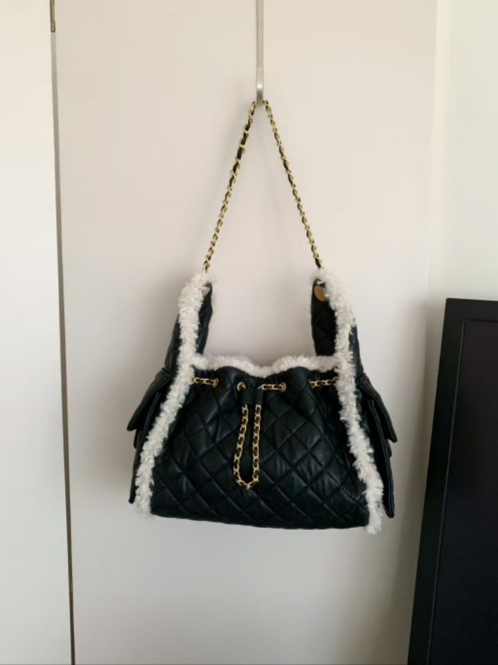 TROUVAILLE韓國直郵㊣女士新款休閑推薦時尚手拿包腋下包毛皮TROUVAILLE手拿包/腋下包