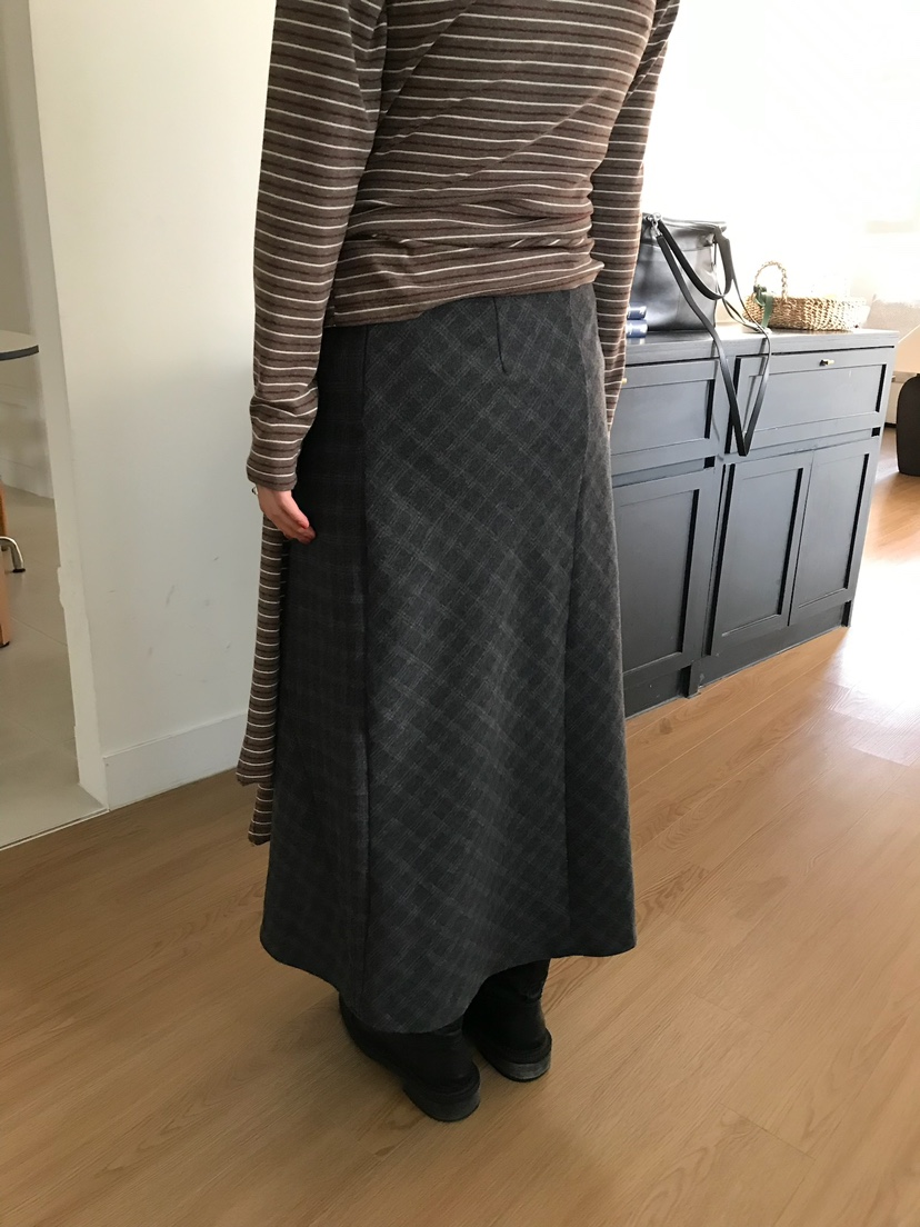 ESCHER東大門㊣實拍女裝新款職業25秋冬人氣推薦熱賣休閑長裙ESCHER長裙