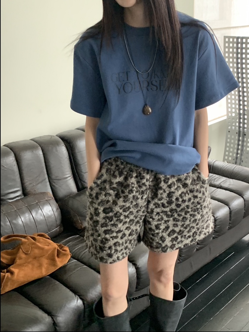 VAARA韓國代購㊣女士新款職業時尚25秋冬推薦休閑人氣熱賣T恤VAARAT恤