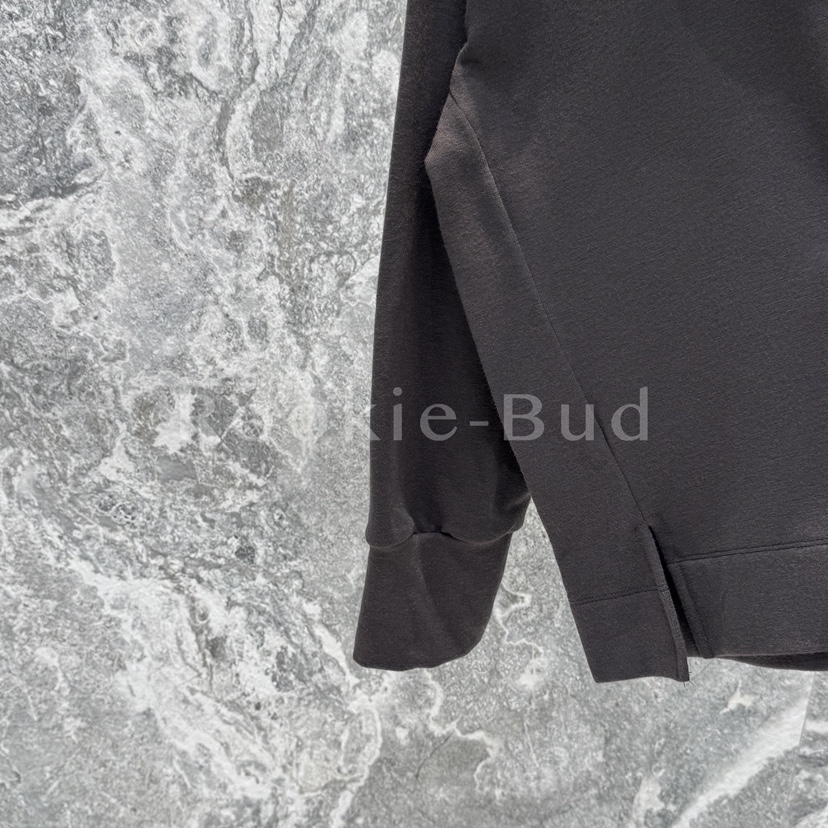 ROOKIE BUD東大門㊣代購女裝新款熱賣25秋冬人氣職業長袖T恤ROOKIE BUD-L長袖T恤