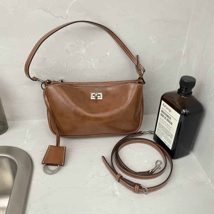 J PLACE韓國代購㊣女裝新品人氣時尚休閑25秋冬單肩斜跨包J PLACE單肩/斜跨包