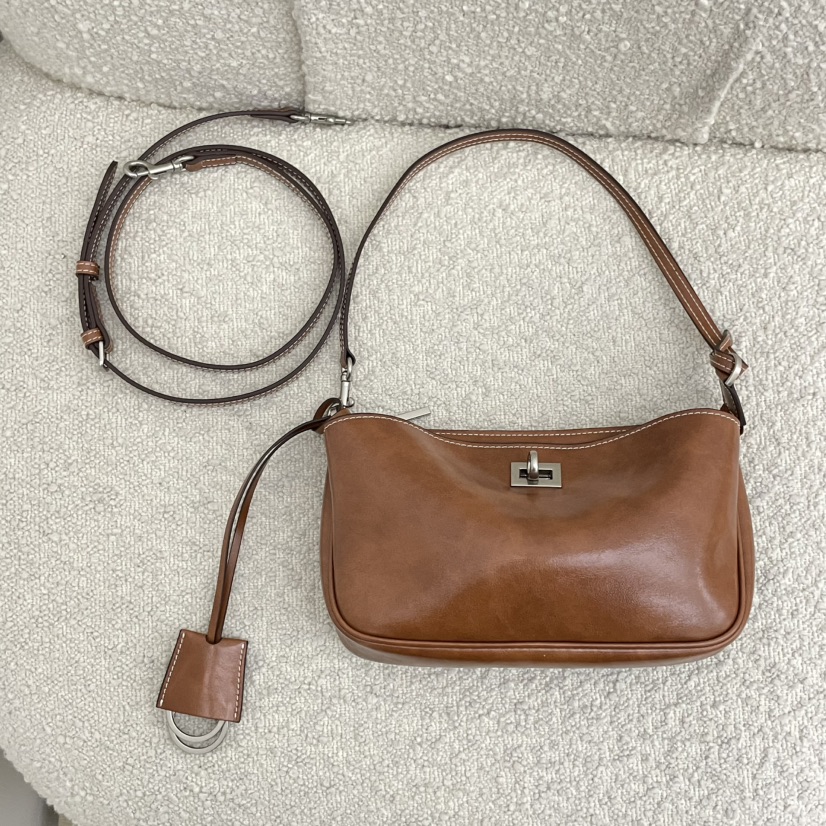 J PLACE韓國代購㊣女裝新品人氣時尚休閑25秋冬單肩斜跨包J PLACE單肩/斜跨包