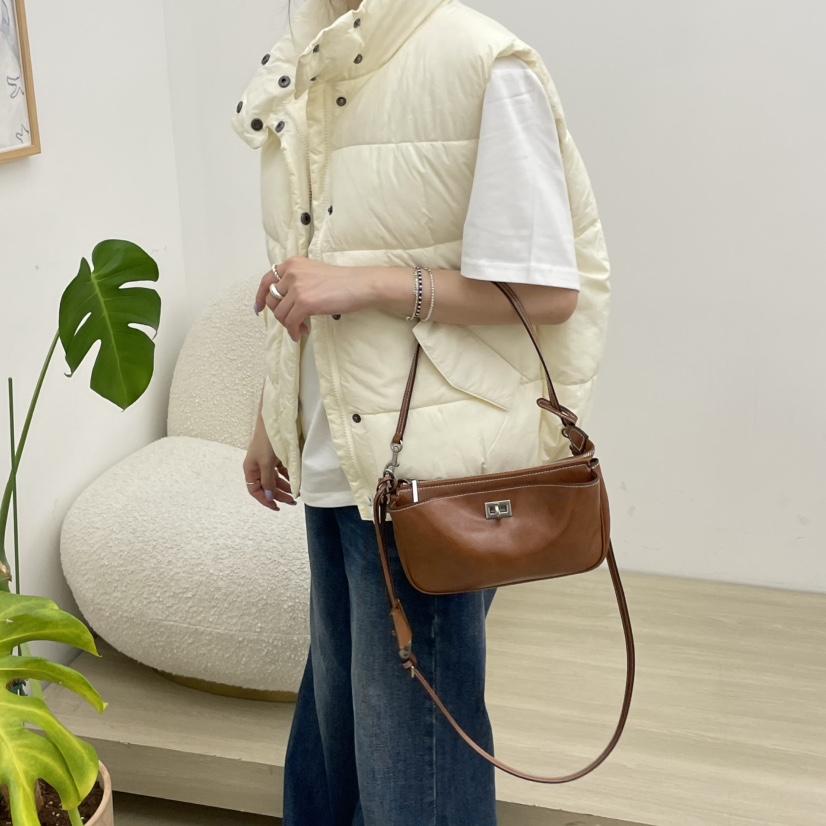 J PLACE韓國代購㊣女裝新品人氣時尚休閑25秋冬單肩斜跨包J PLACE單肩/斜跨包