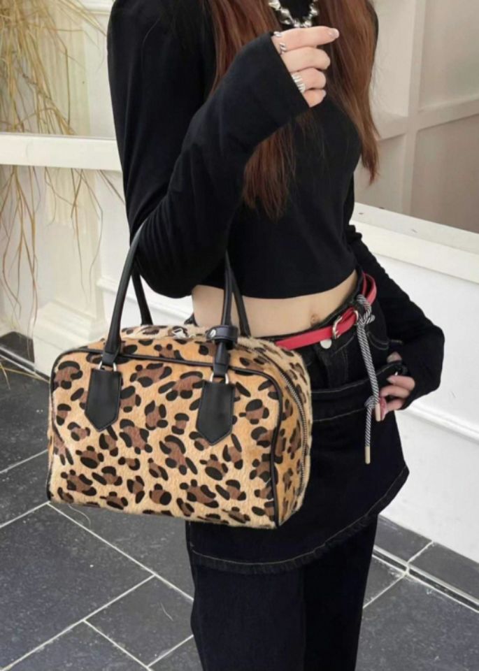 TROUVAILLE東大門㊣代購女裝新款25秋冬職業推薦手拿包腋下包TROUVAILLE手拿包/腋下包