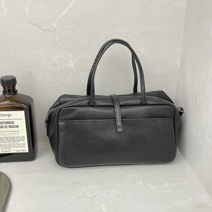 J PLACE東大門㊣實拍女士新品休閑推薦熱賣人氣手拿包腋下包J PLACE手拿包/腋下包