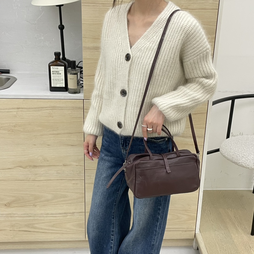 J PLACE東大門㊣實拍女士新品休閑推薦熱賣人氣手拿包腋下包J PLACE手拿包/腋下包