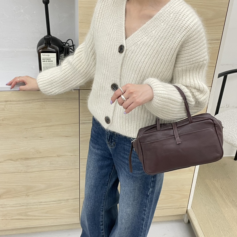 J PLACE東大門㊣實拍女士新品休閑推薦熱賣人氣手拿包腋下包J PLACE手拿包/腋下包