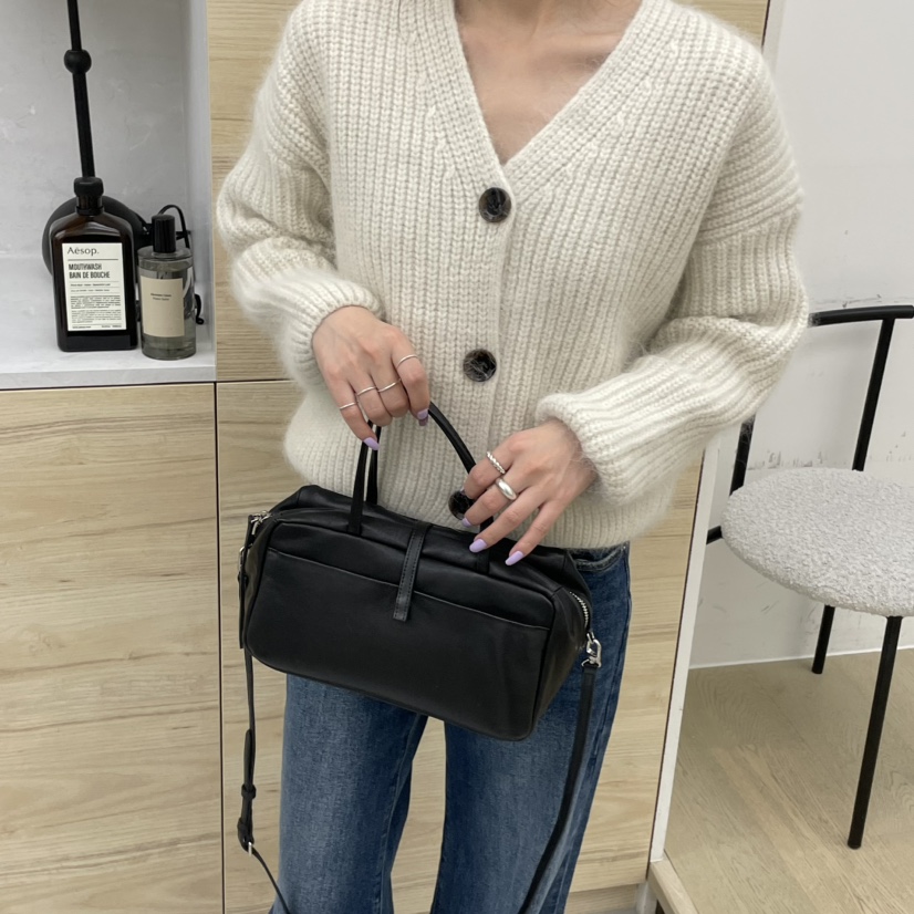 J PLACE東大門㊣實拍女士新品休閑推薦熱賣人氣手拿包腋下包J PLACE手拿包/腋下包