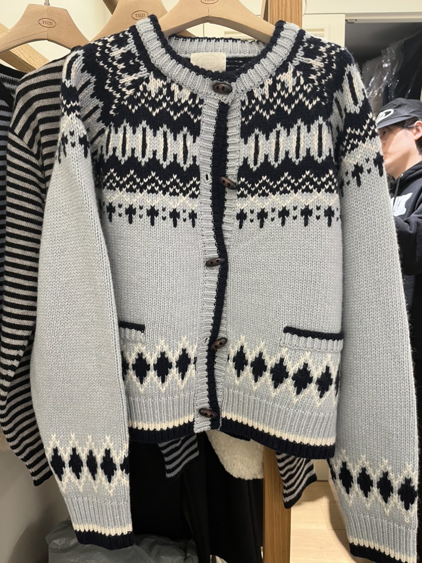 TIZZI韓國代購㊣女士新品熱賣職業推薦時尚人氣休閑針織衫開衫TIZZI針織衫圖色2