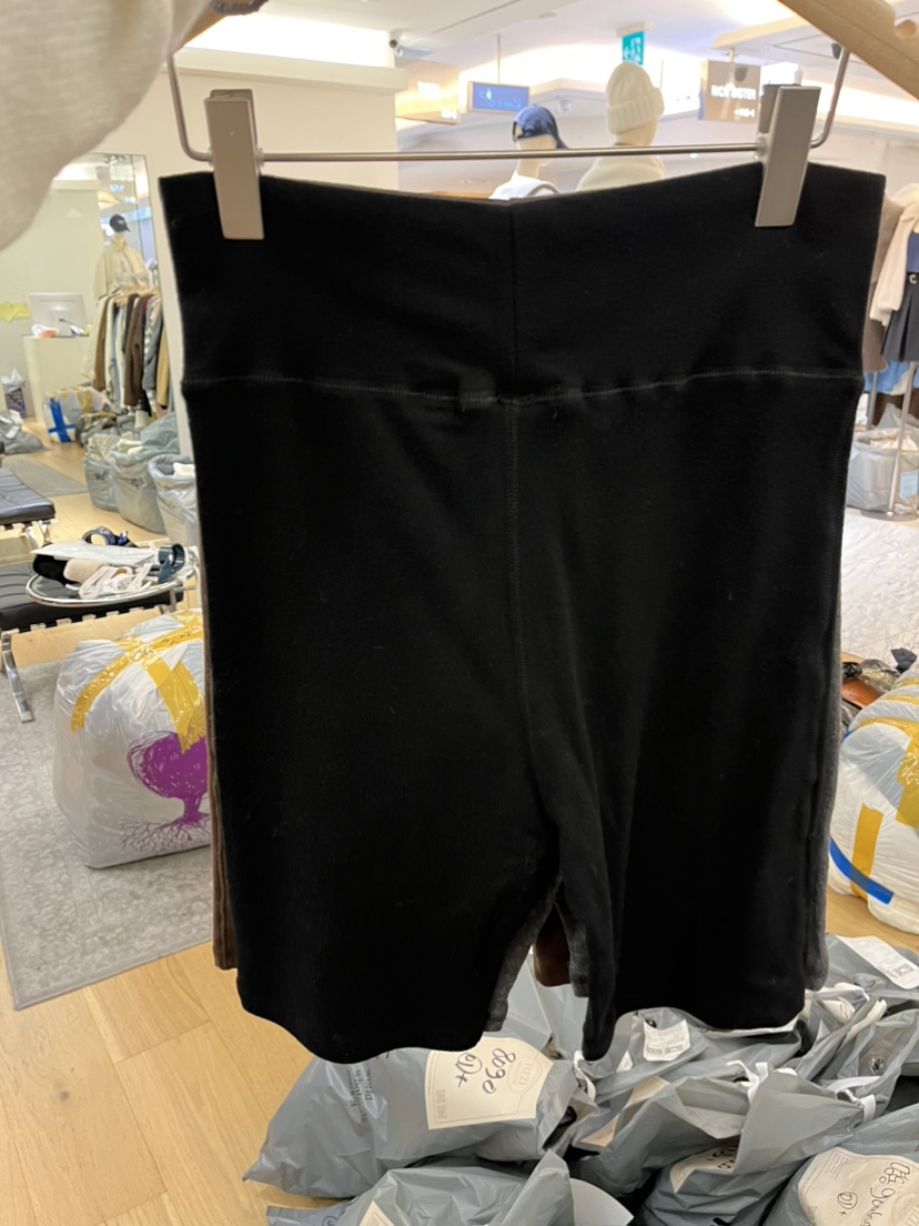 TIZZI東大門㊣代購女士新品25秋冬時尚休閑熱賣推薦職業短褲TIZZI短褲圖色3