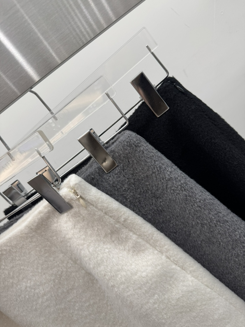 AMOOD東大門㊣代購女士新品休閑職業時尚推薦熱賣人氣25秋冬短裙AMOOD短裙